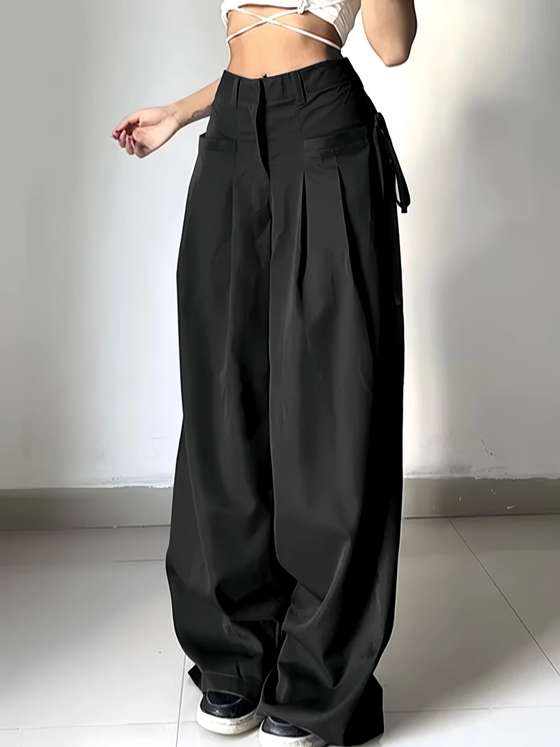 Elevate Your Style with Our Women's Black High Waist Pleated Wide Leg Pants – Perfect for Casual Streetwear and Office Chic!