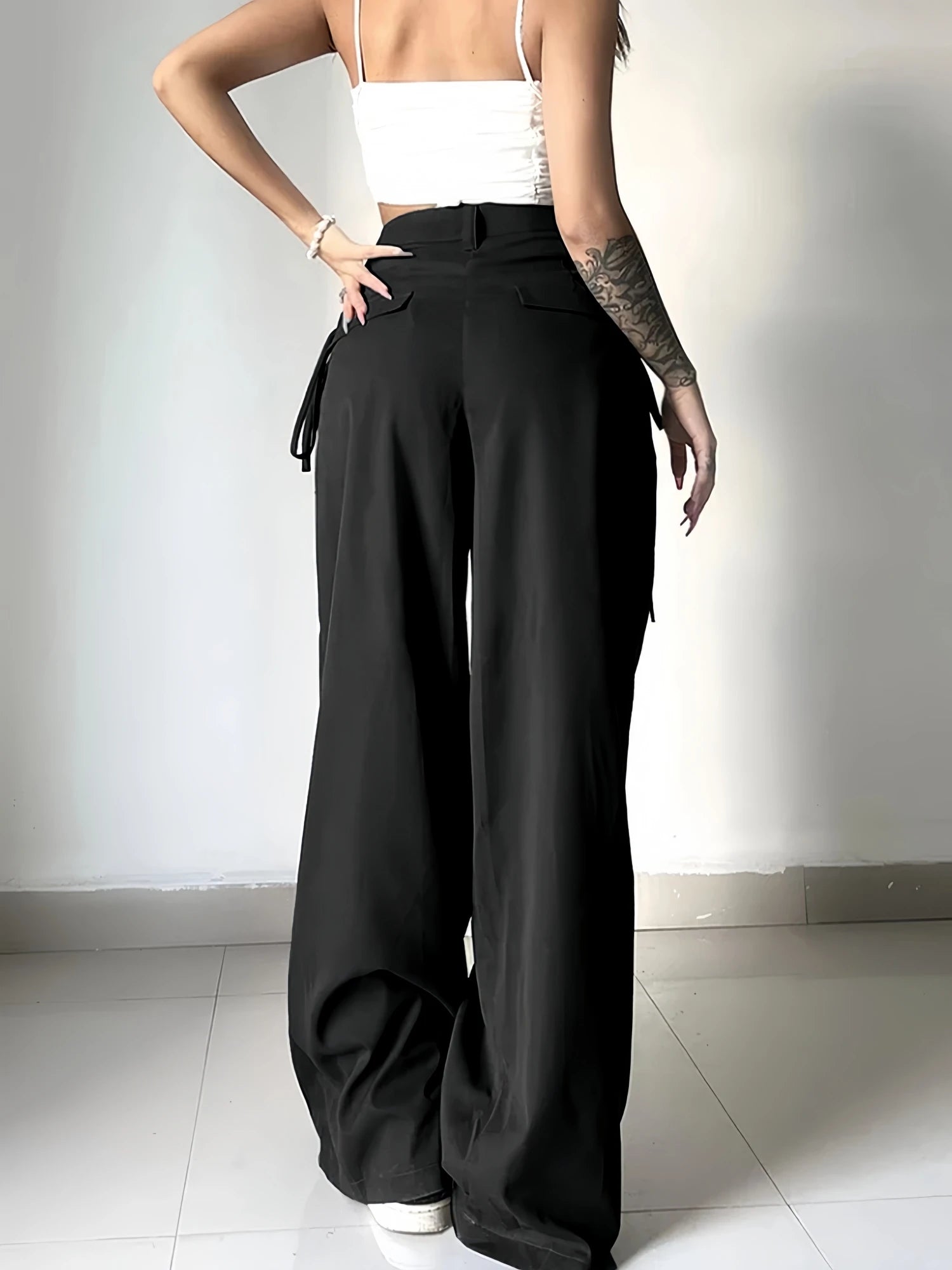 Elevate Your Style with Our Women's Black High Waist Pleated Wide Leg Pants – Perfect for Casual Streetwear and Office Chic!