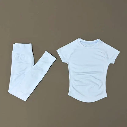 Elevate Your Workout with the 2-Piece Women's Yoga Sports Set - Seamless Comfort & Style for Fitness Enthusiasts
