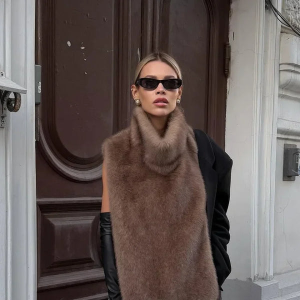 Chic Women's Hooded Cotton Short Jacket - Stylish Zippered Long Sleeve Coat for Winter 2025