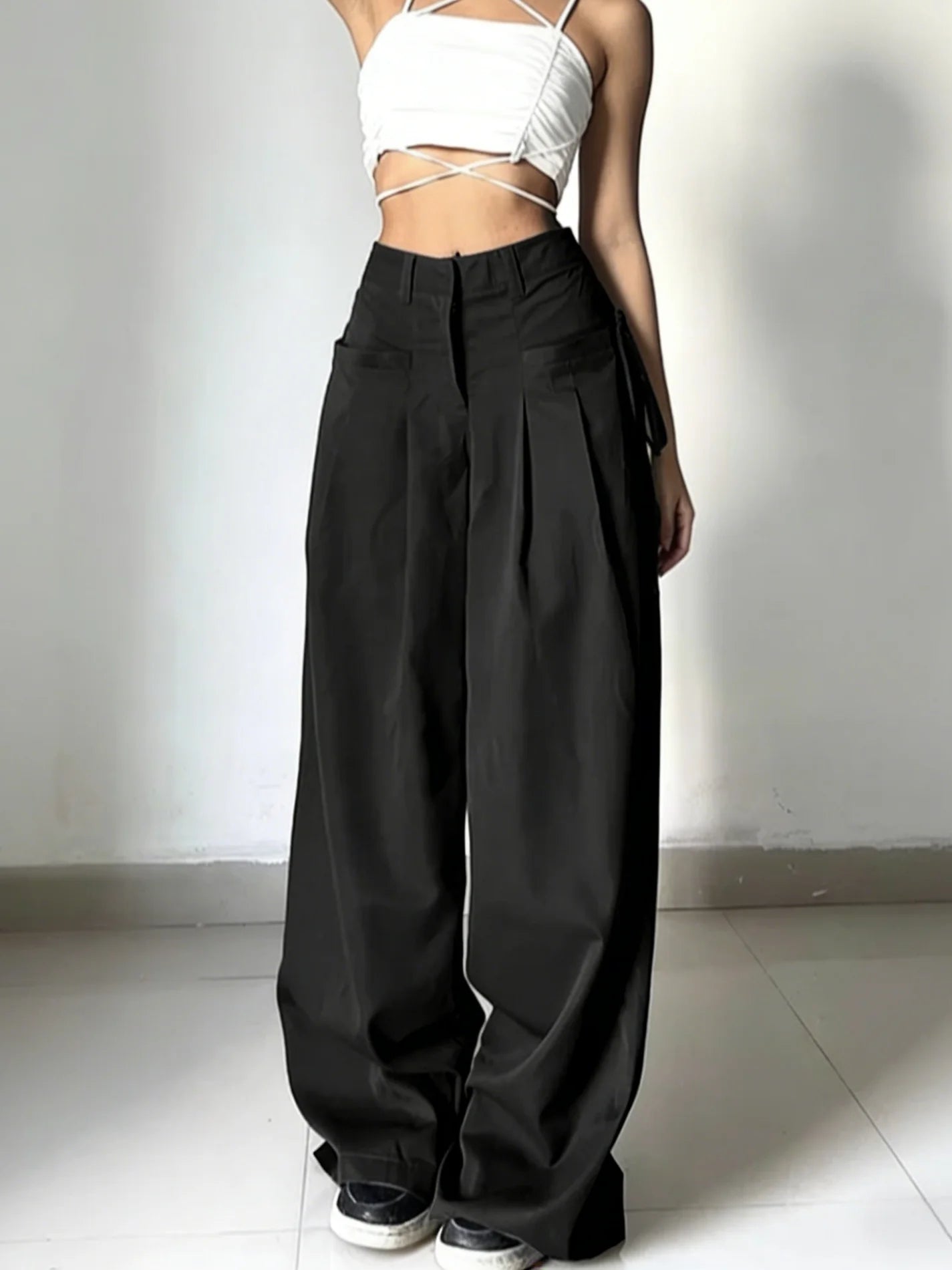 Elevate Your Style with Our Women's Black High Waist Pleated Wide Leg Pants – Perfect for Casual Streetwear and Office Chic!