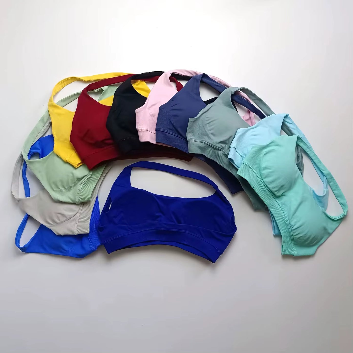 Elevate Your Workout with the NCLAGEN Women's Seamless Halter Sports Bra - High Support Push-Up Design for Ultimate Comfort and Style